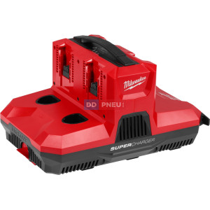 Viacnásobná supernabíjačka MILWAUKEE PACKOUT™ M12-18 MBPSC4
