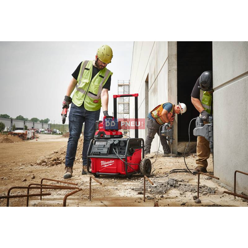 Napájací zdroj Milwaukee ROLL-ON 7200/3600 W 2,5 kWh IRPSUOP2500