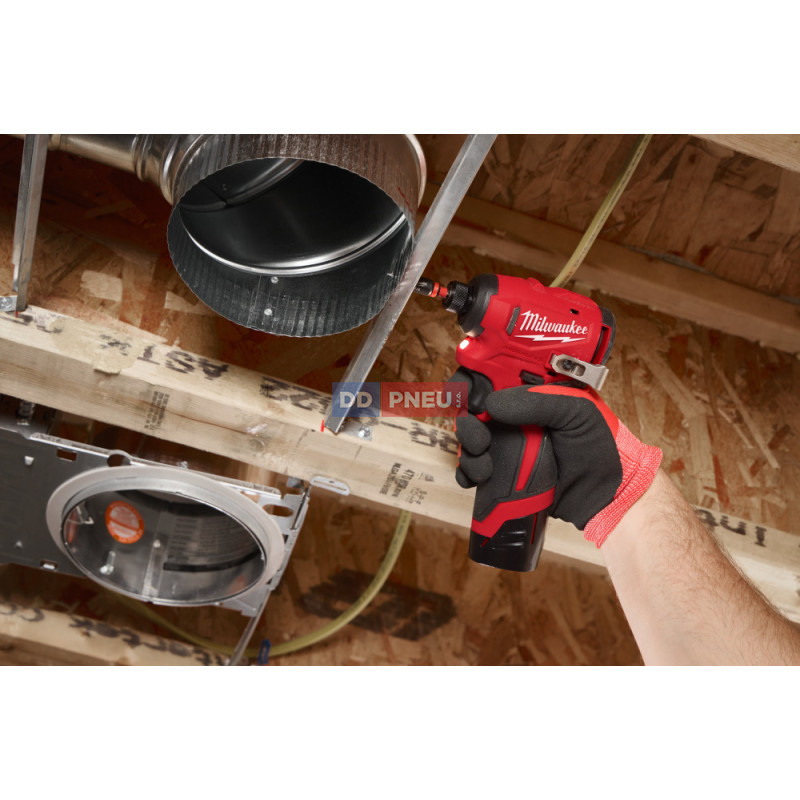 Aku kompaktný bezuhlíkový rázový uťahovač MILWAUKEE M12 BLIDRC-202C