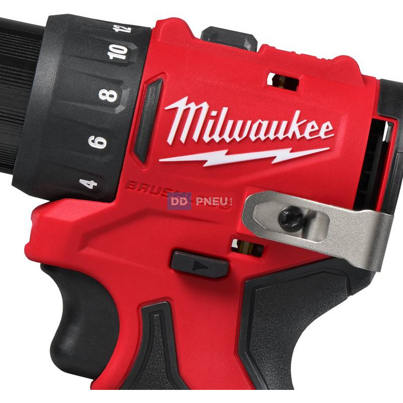 Aku kompaktný bezuhlíkový skrutkovač MILWAUKEE M12 BLDDRC-402C