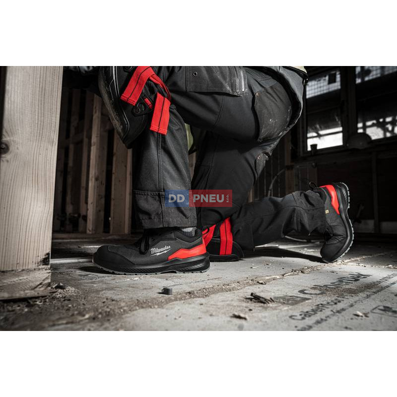 Bezpečnostné poltopánky MILWAUKEE Flextred™ S1PS B1L110133 – textilné, čierna, BOA, EU 43