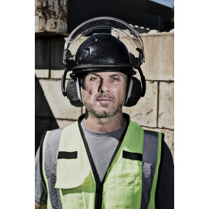 Prilba Milwaukee BOLT™100 – neodvetrávaná, čierna