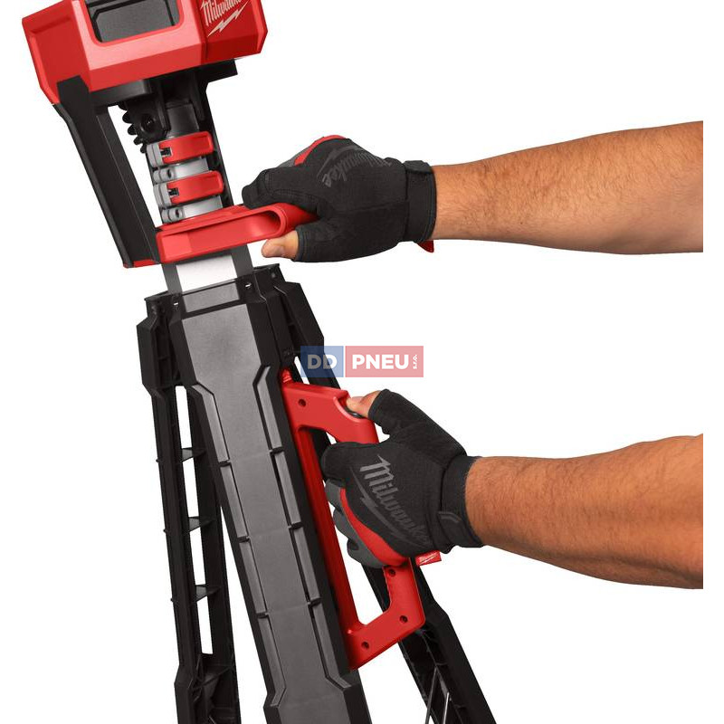 Aku stojanové svietidlo MILWAUKEE M18 SAL2-502B