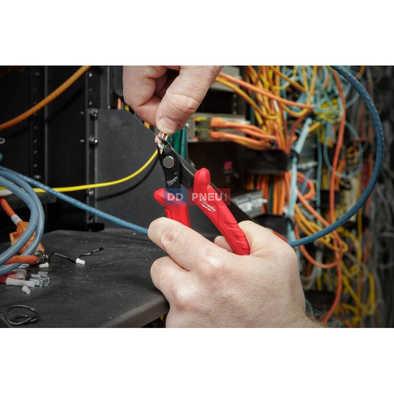 Mini štiepacie kliešte Milwaukee