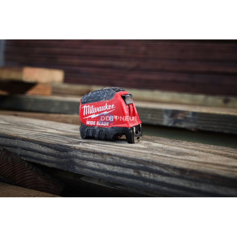 Zvinovací meter so širokým pásikom Milwaukee Wide Blade (2. gen.) - 8m