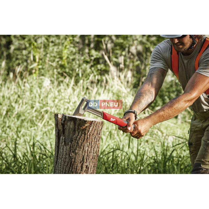 Štiepacia sekera Milwaukee 40cm