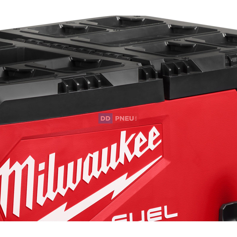 Aku vysávač triedy M s technológiou VACLINK™ MILWAUKEE M18 ONEF2VC34M-0