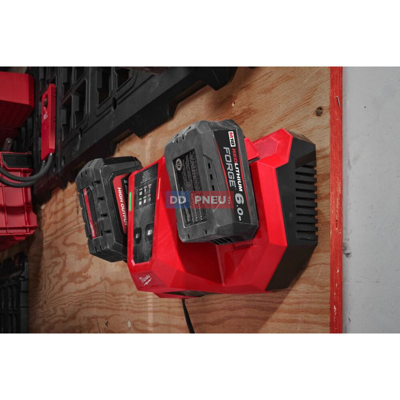 Supernabíjačka s dvoma slotmi MILWAUKEE M18 DBSC