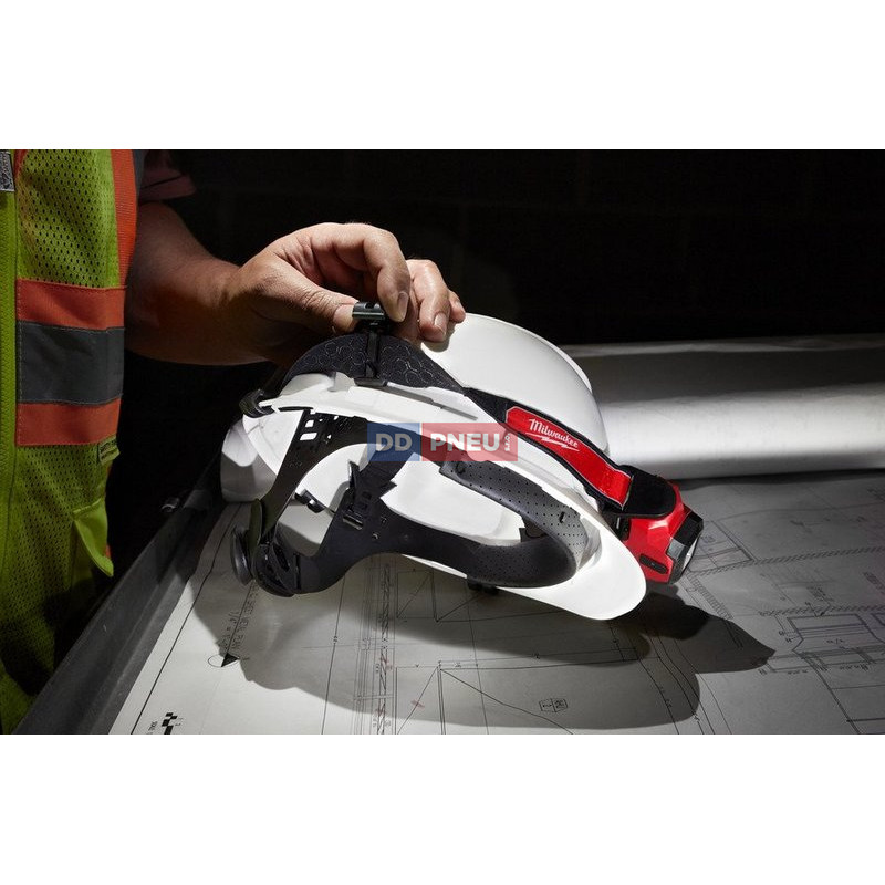 USB nabíjacia čelovka MILWAUKEE L4 HL-201