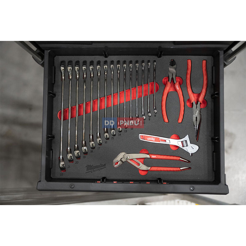 Penová vložka PACKOUT™ so sadou kľúčov a klieští – 19 ks