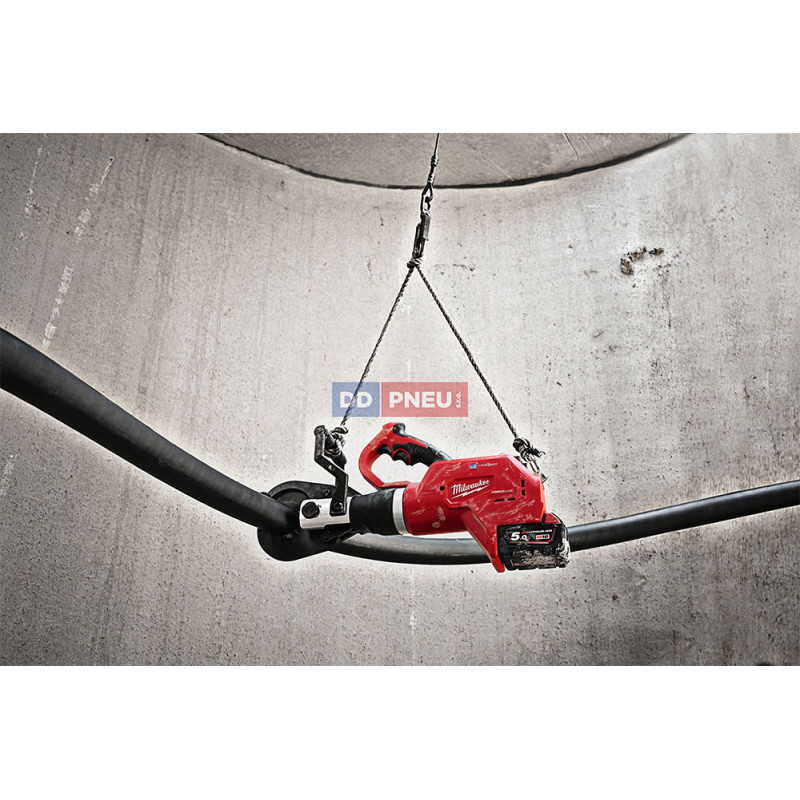 Aku hydraulické nožnice na zemní kabely MILWAUKEE M18 HCC75R-502C