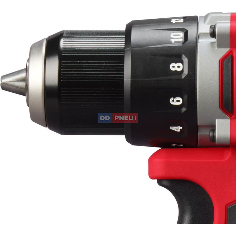 Aku kompaktný vŕtací skrutkovač  MILWAUKEE M18 BLPDRC-502C