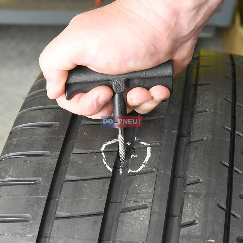 Opravná sada knôtom – Tire Plug Kit